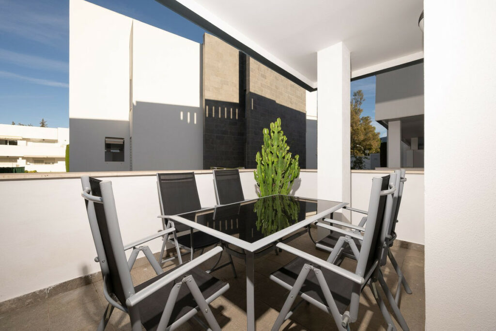 Apartment – Ground Floor Apartment in Nueva Andalucía — photo 9