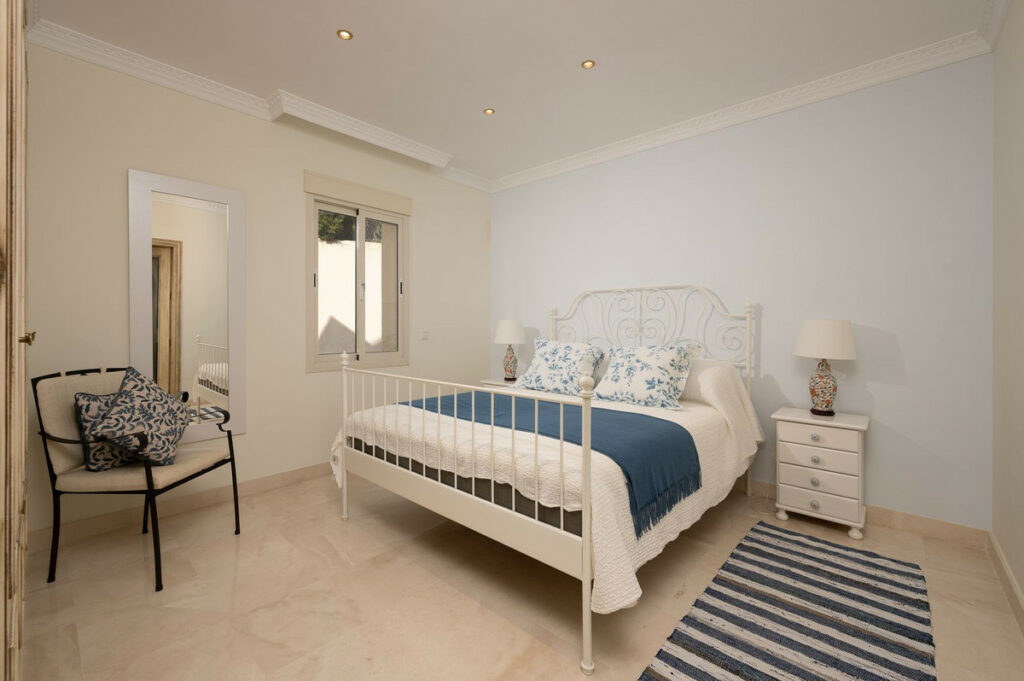 House – Detached Villa in Mijas Golf — photo 18