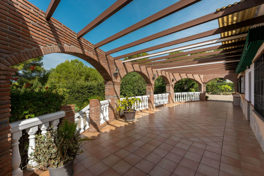 House – Detached Villa in Alhaurín el Grande — photo 3
